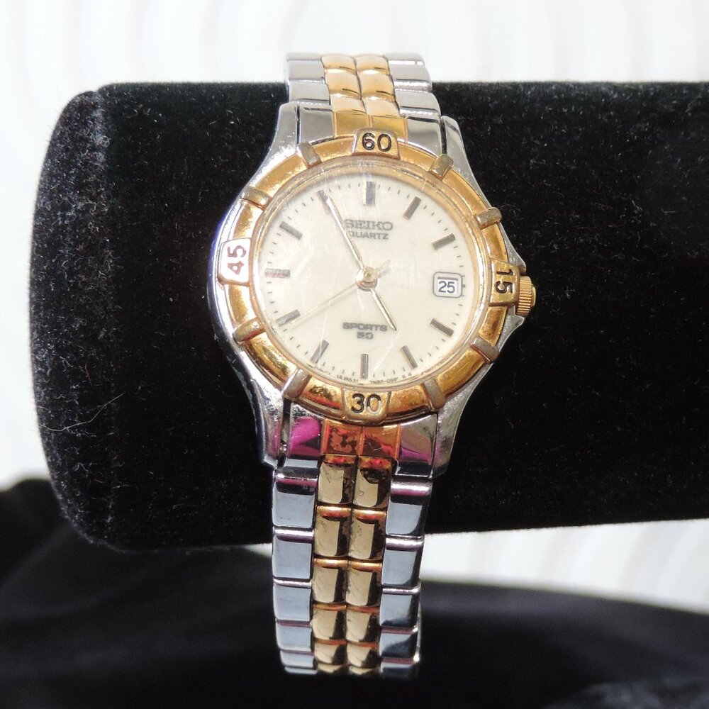 SEIKO Women's Watch Vintage Gold Quartz Sports 50 Original Two-tone Band